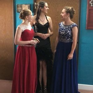 Meet your Posher, Adelaine